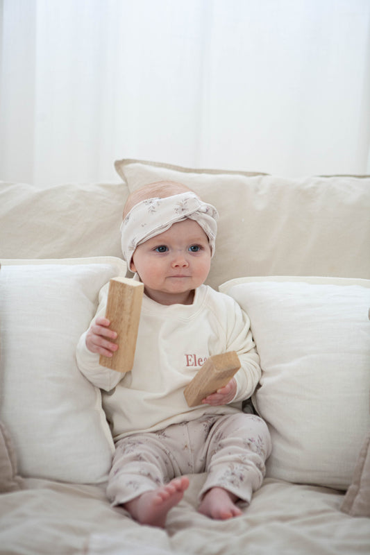 Oversized sweater ecru personalized