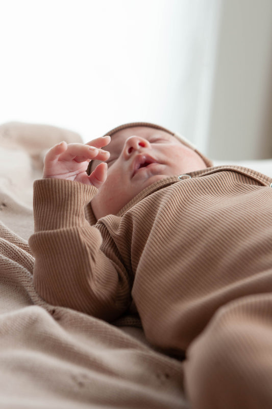 Baby Strampler Rippe Kakao