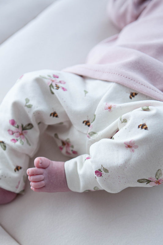 Kleine Blumen rosa Hose