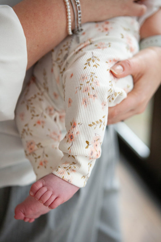 Babyhose Ripp Blumen