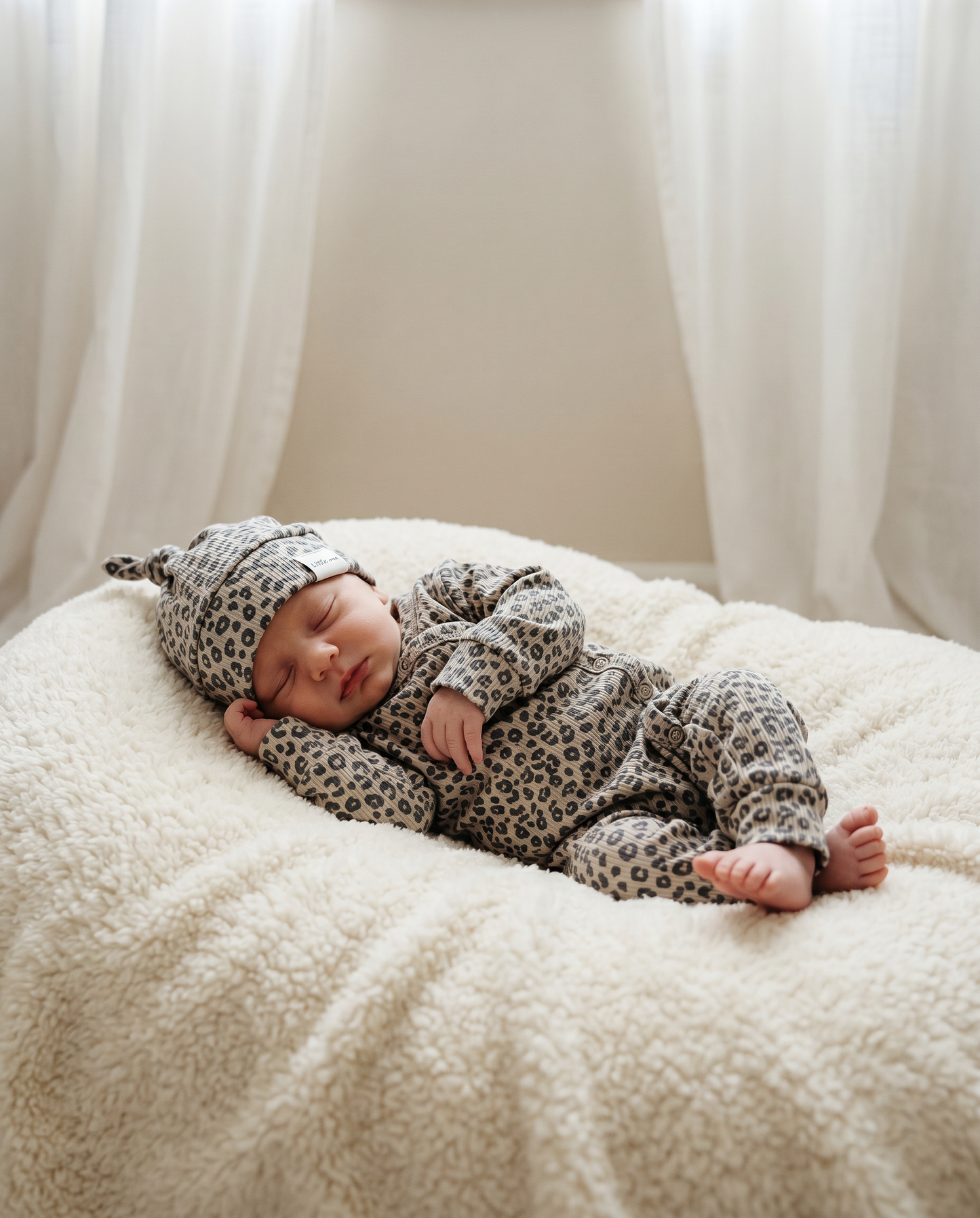 Hat baby rib bows