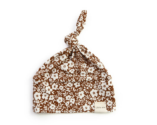 Hat mocha flowers