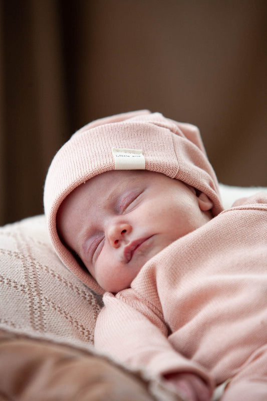 Hat knitted cotton pink