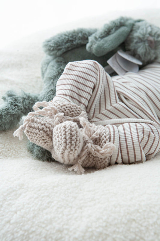 Babyhose gerippt Karamell Streifen