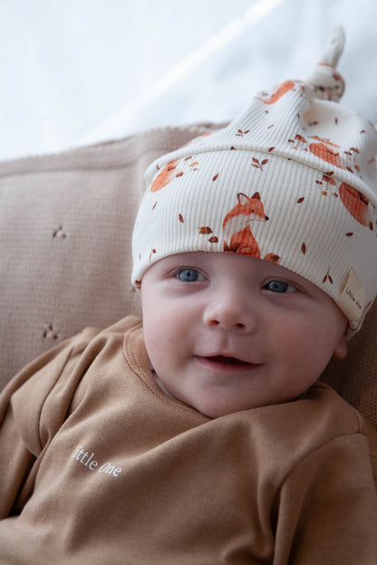 Hat baby rib foxes